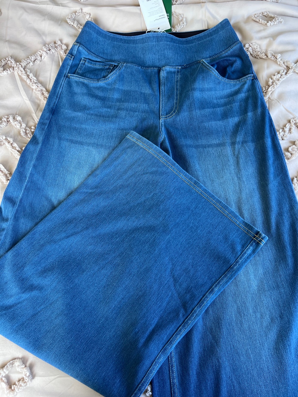 HALARA Women's Wide Leg Jeans in Medium Blue Denim
